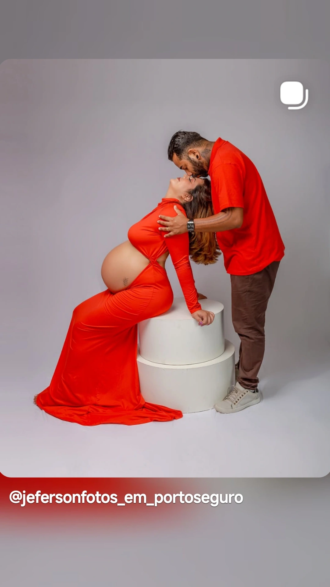 Gestante em Vermelho